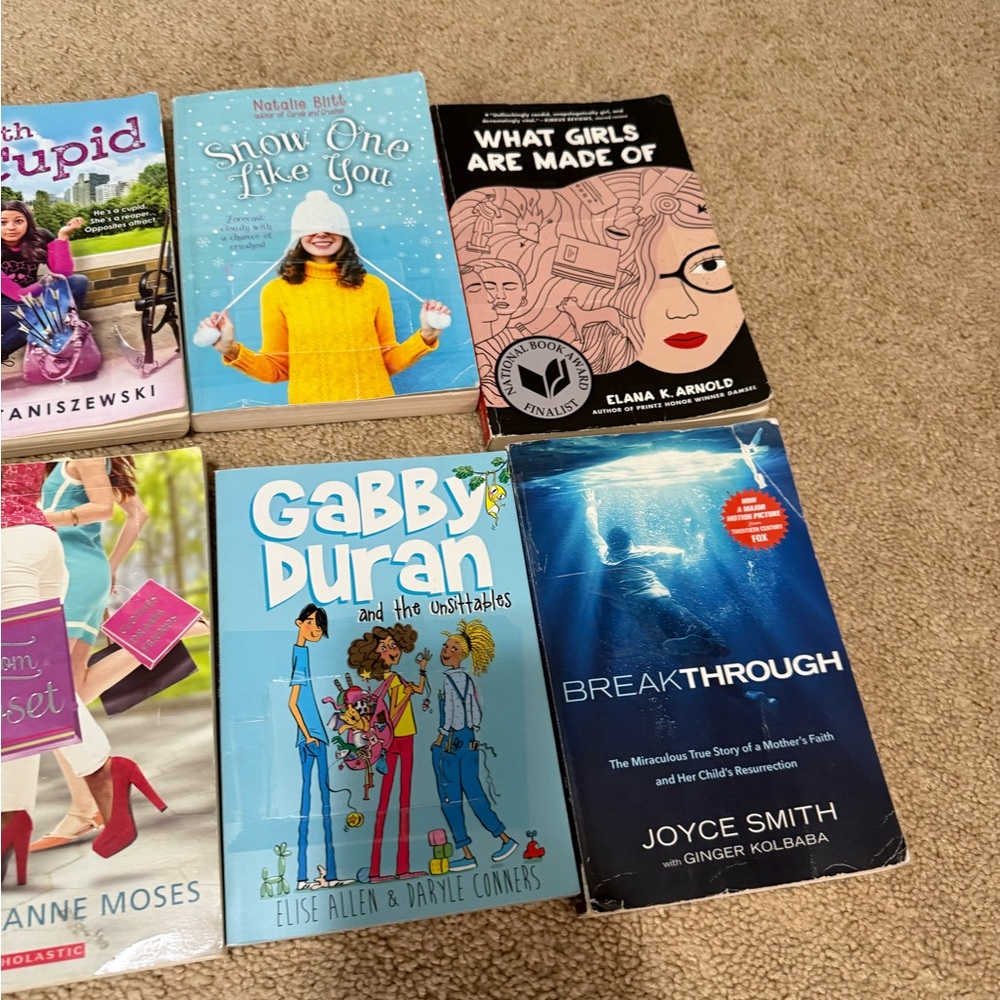 Children's Book Collection - Picture 4 of 7
